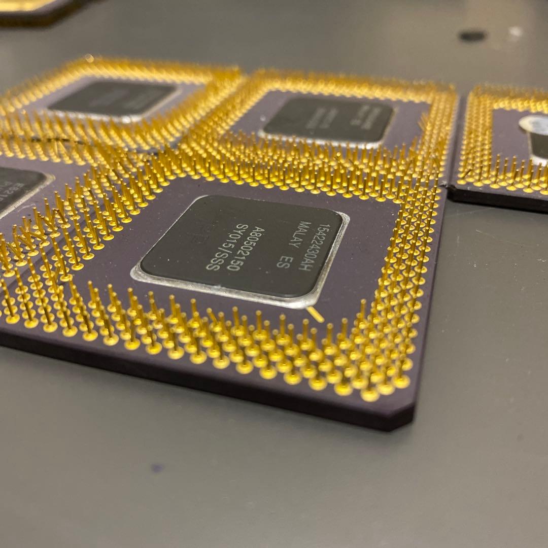 レトロ　CPU Intel premium