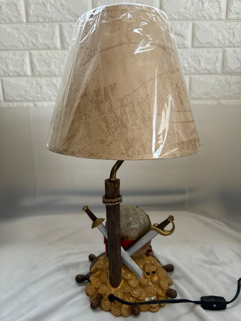 ディズニーストア パイレーツ・オブ・カリビアン フロアライト ランプスタンド