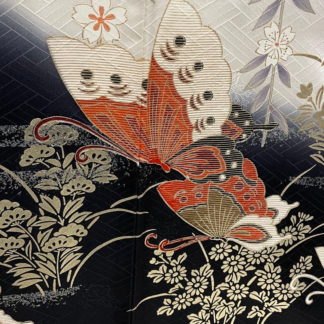 D771 振袖　蝶々　金駒刺繍　枝垂れ桜　正絹　着物　袷　極美品