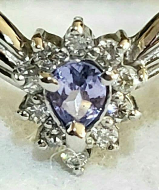 《くろねこ》　Pt900 リング 青紫石　10号