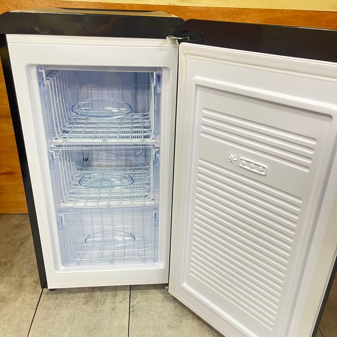 一都三県限定　配送設置無料　冷凍庫　2023年製　A-stage 60L