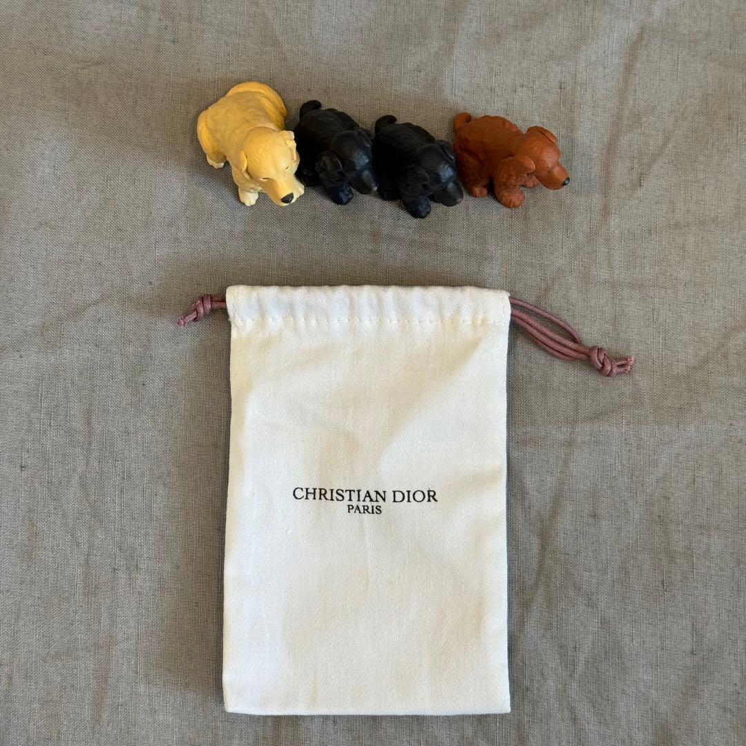 犬　フィギュア　わんちゃん　ディオール袋