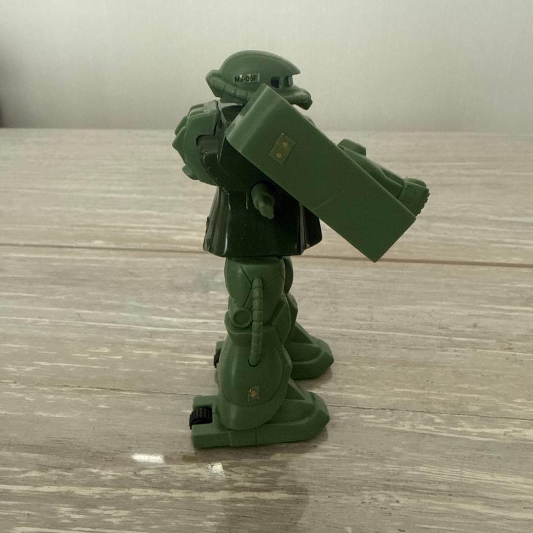 ガンタンク　ゼンマイ式　フィギュア