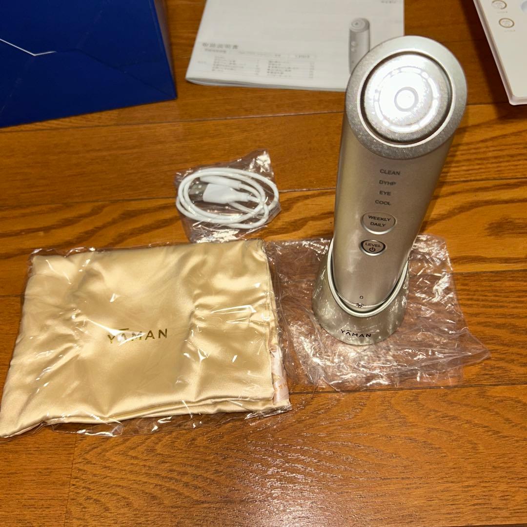YAMAN 美顔器　フォトプラス　シャイニーネオ