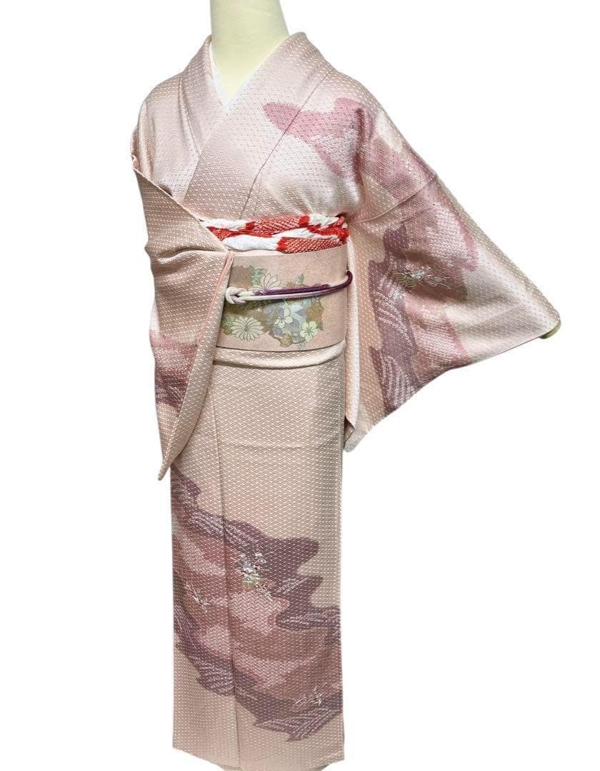 A32【美品 】訪問着　正絹着物　薄ピンク　刺繍　金駒刺繍　パティー　宴会