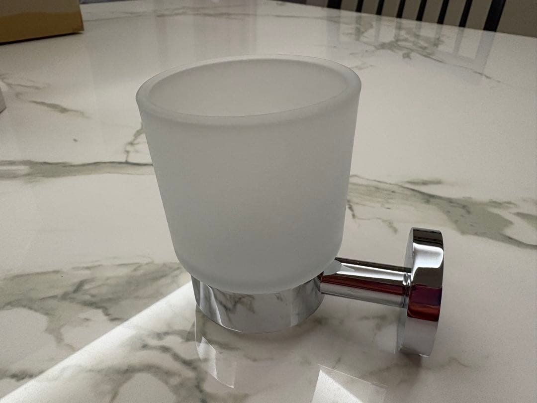 トーヨーキッチン　未使用品ベーシックタンブラー 壁掛け式