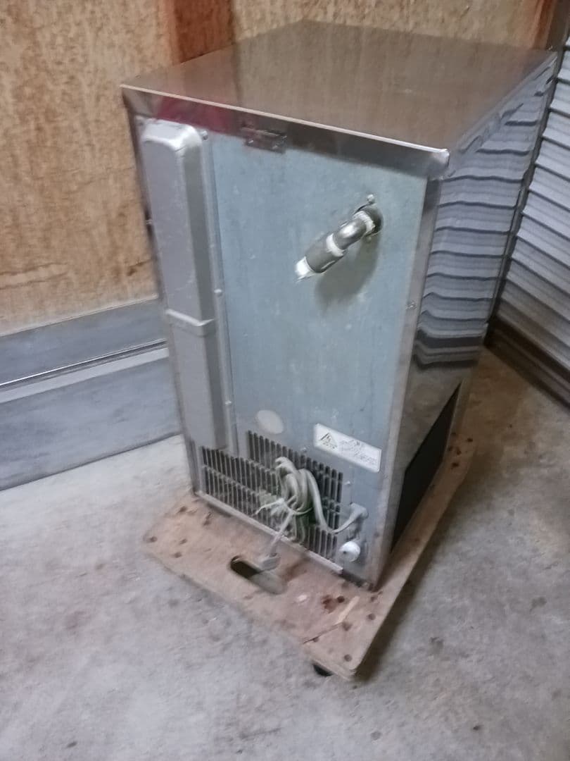 ホシザキ　業務用製氷機　IM-25L