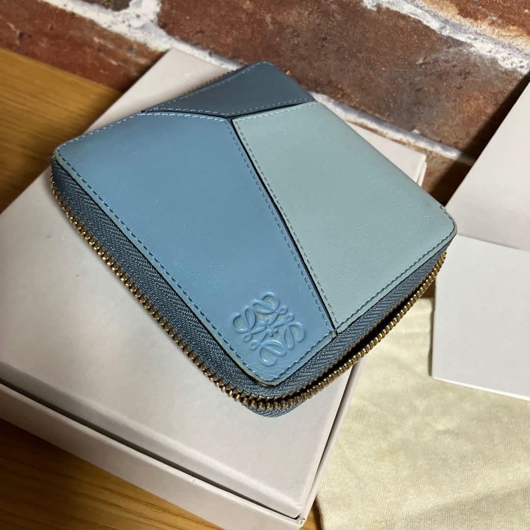 ロエベ折り財布