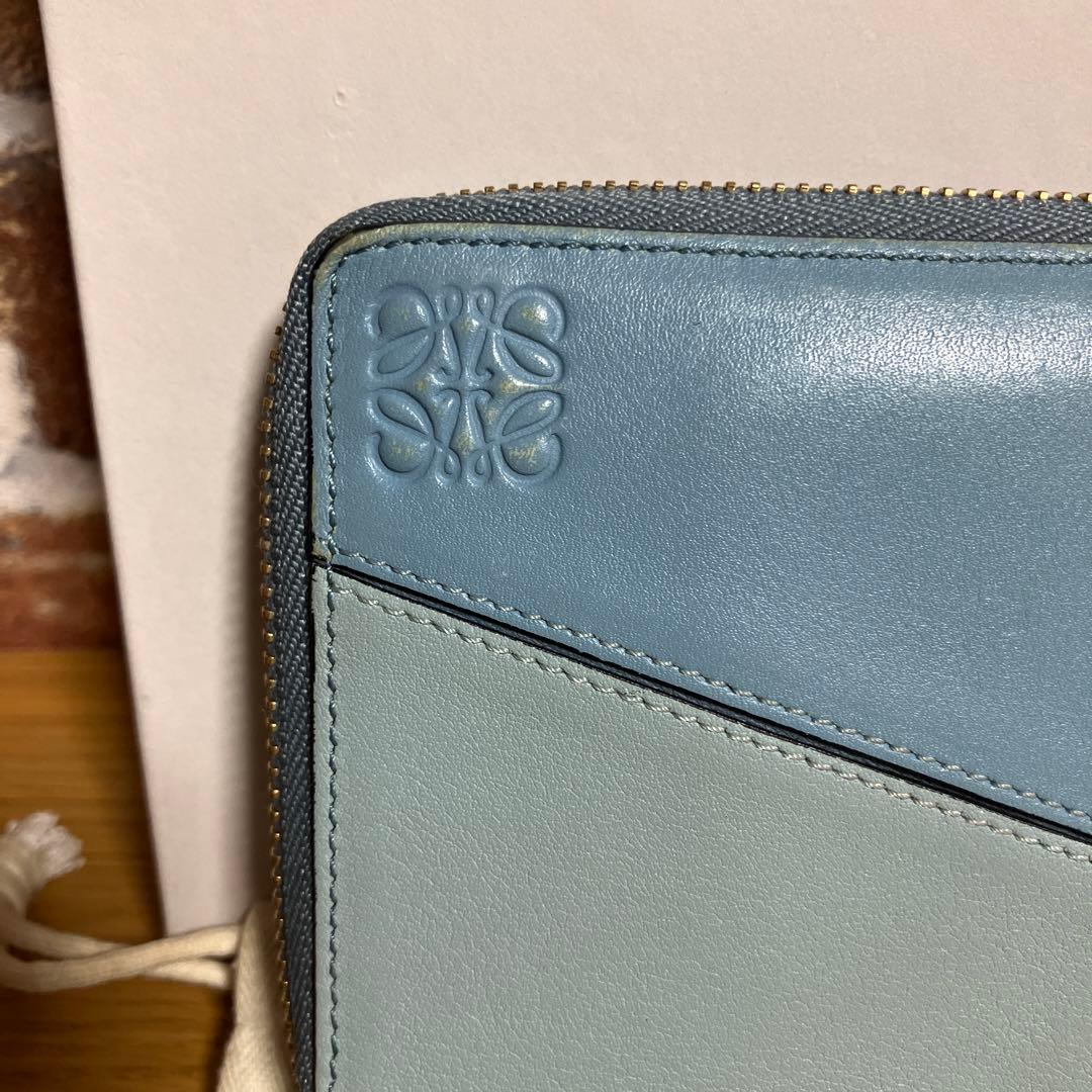 ロエベ折り財布