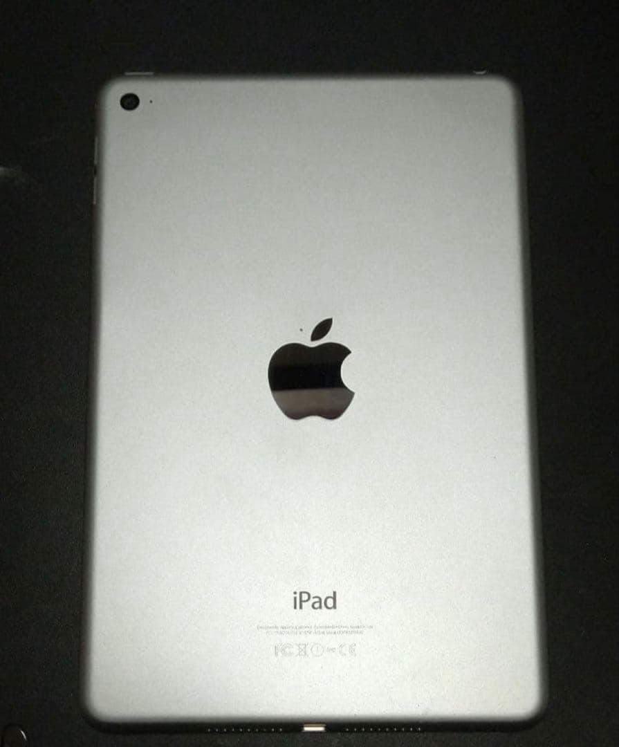 iPad本体 iPad mini4 Wi-Fi 32GB