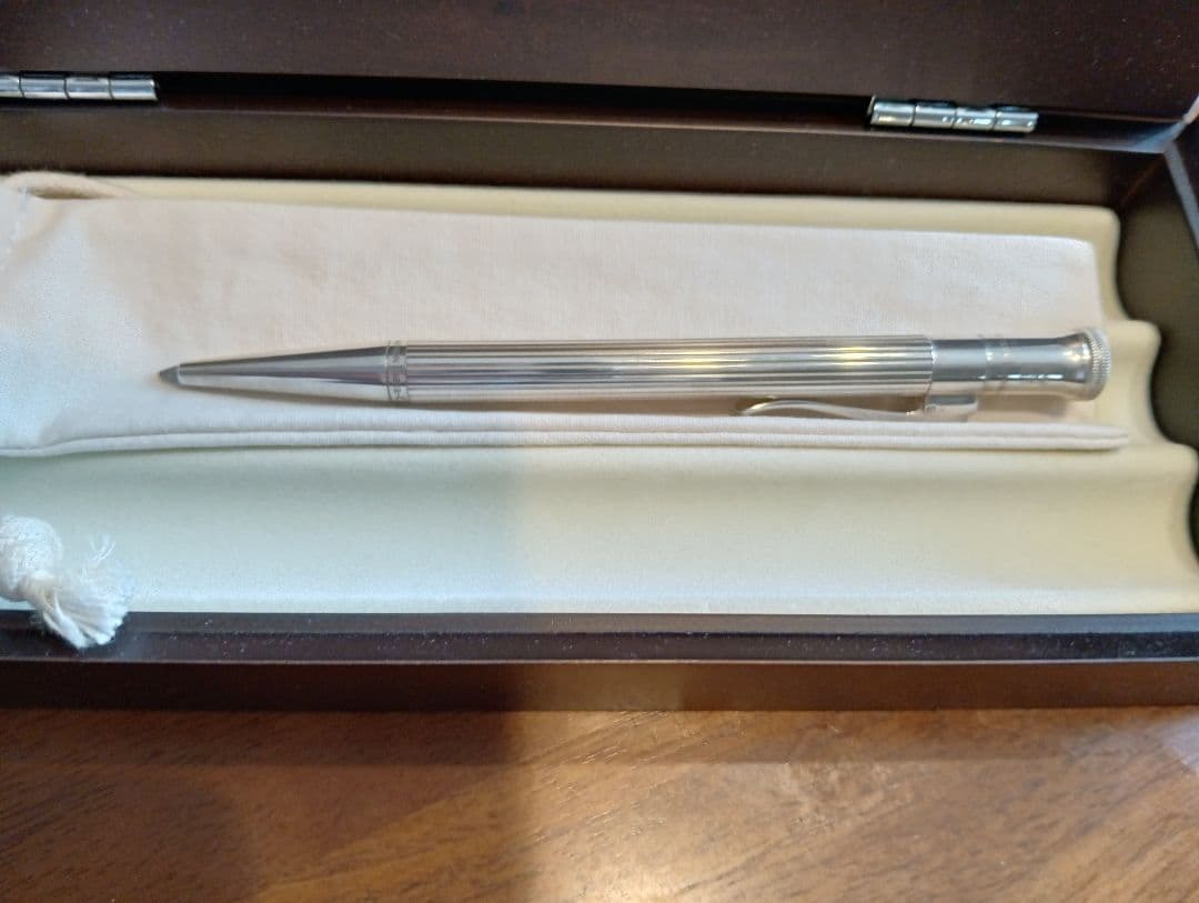 Graf von Faber-Castell ボールペン　本日セール中