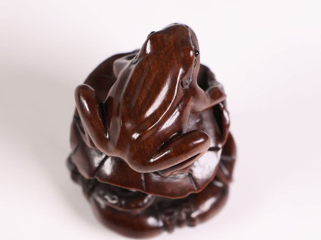 木製 提物 根付 中正銘 蛙 蓮 彫刻 木彫【MA894】