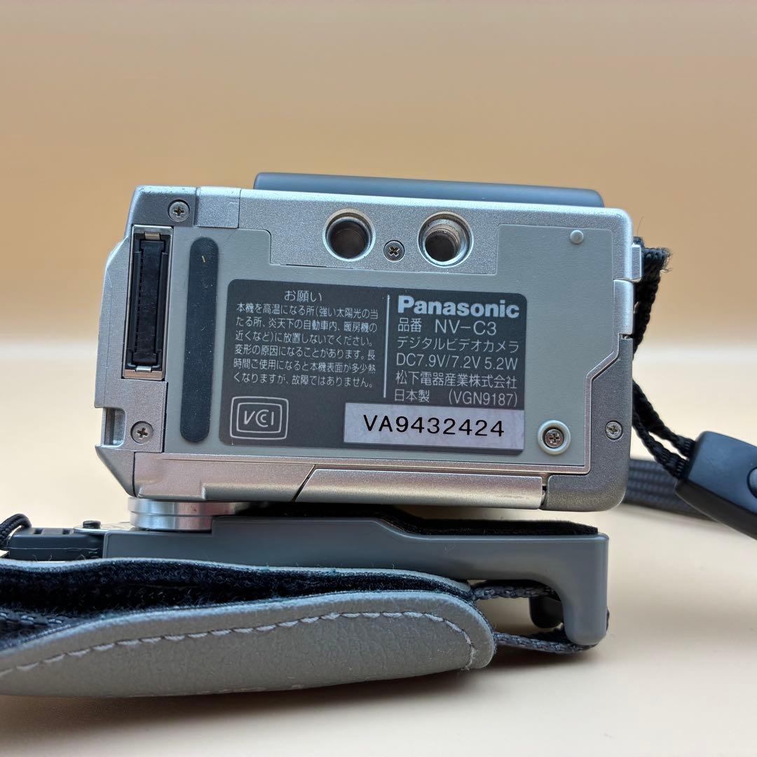 美品 縦型 Panasonic NV-C3 MiniDVビデオカメラ ダビング