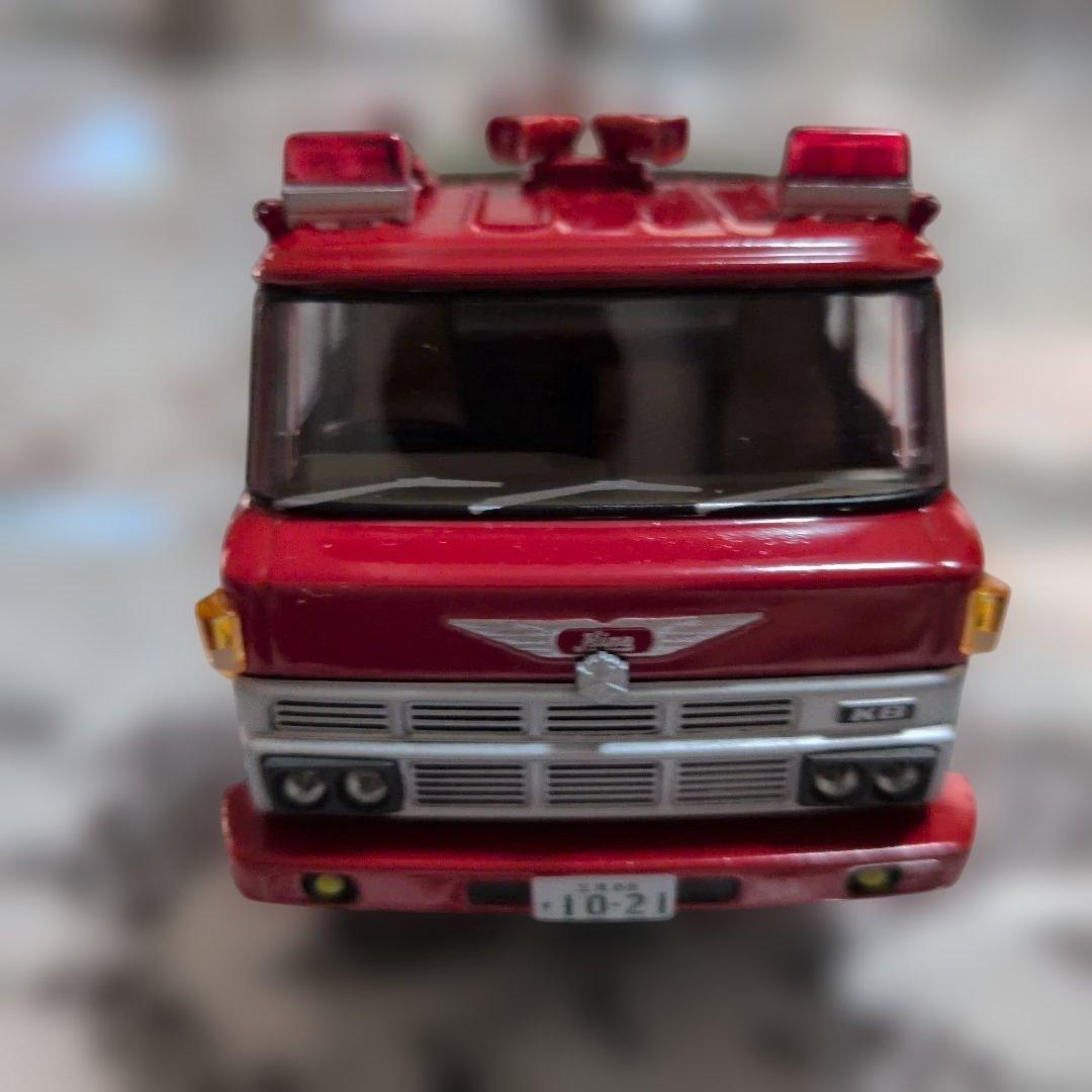 トミカリミテッドヴィンテージネオ HINO KB324型 化学消防車