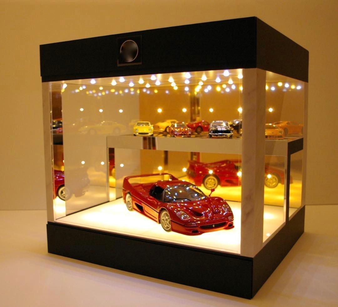 一球オーダー品・雛壇2層式・ディスプレーBOX・スタイリッシュジオラマ