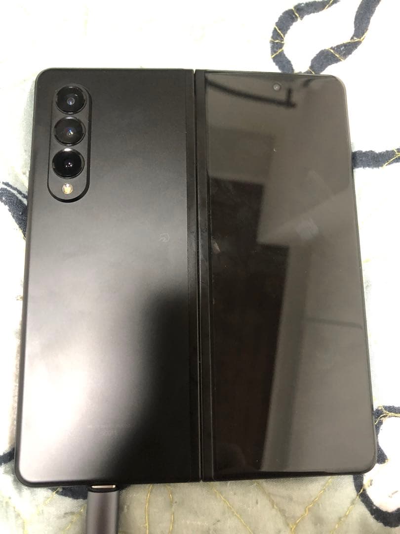 Galaxy Z Fold3 5G 本体