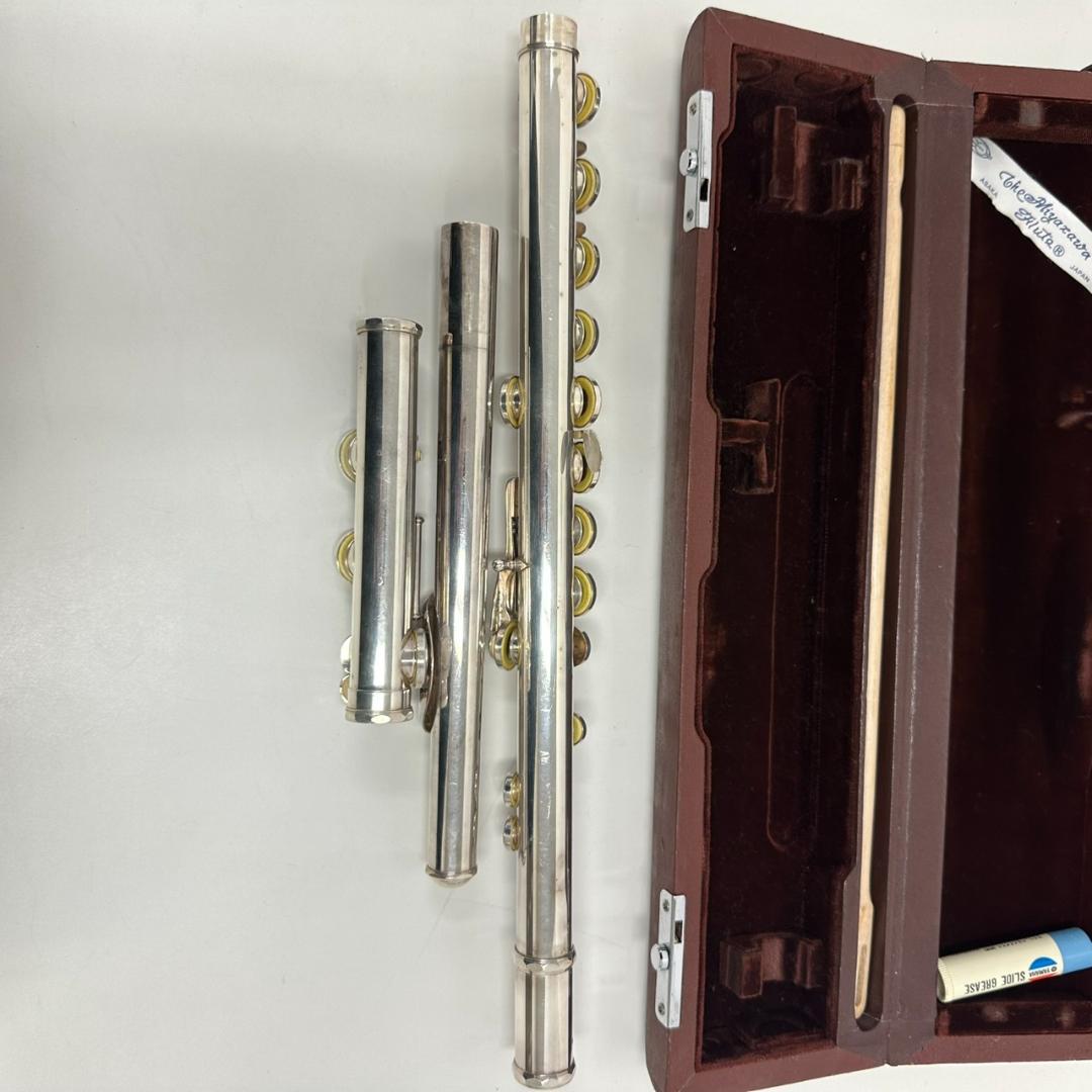ミヤザワフルート 95 楽器　ケース 中古 管楽器 吹奏楽器