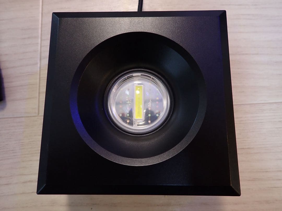 Red Sea reefled50 本体+マウンティングアーム