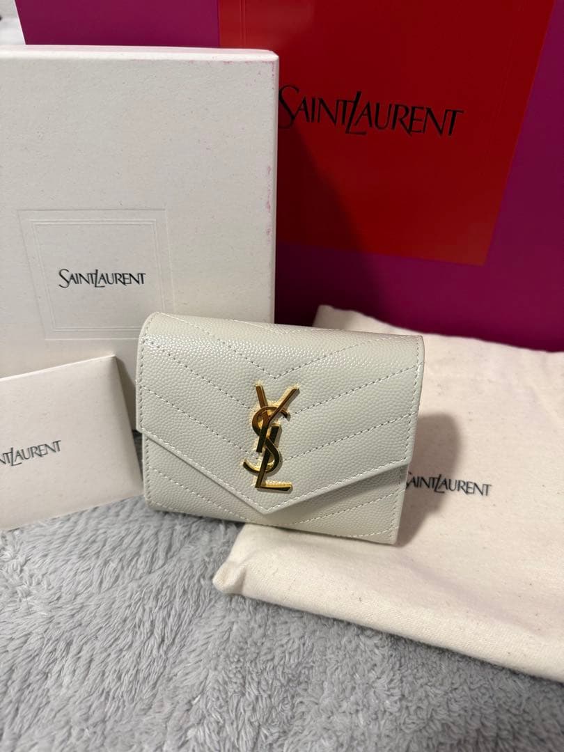 【新品】　サンローラン財布‼️