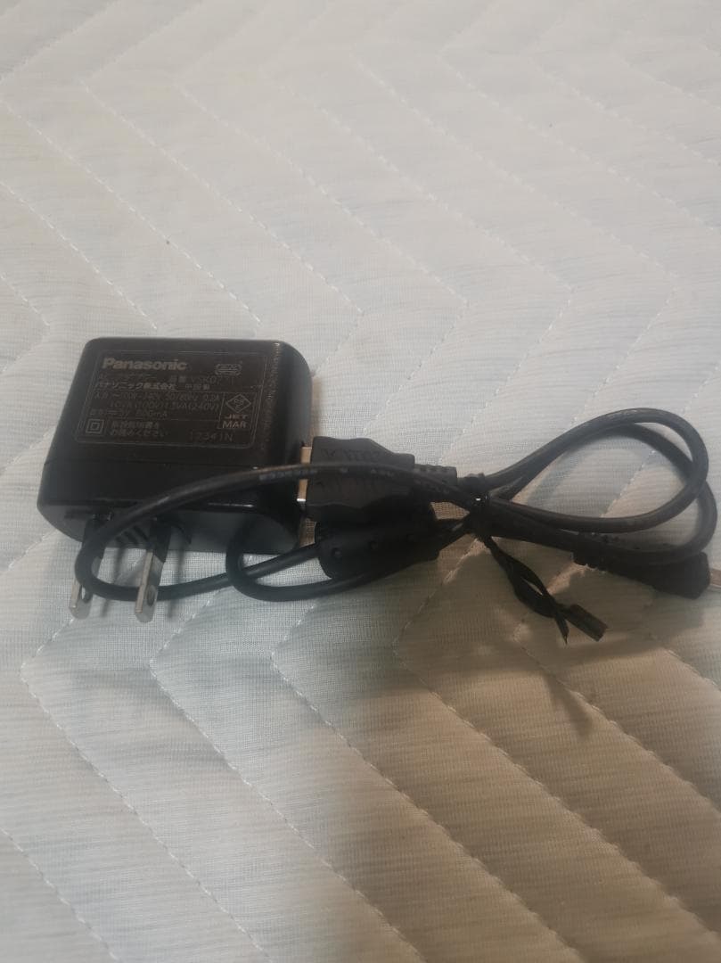 Panasonic LUMIX DMC-FH10-K（ブラック）