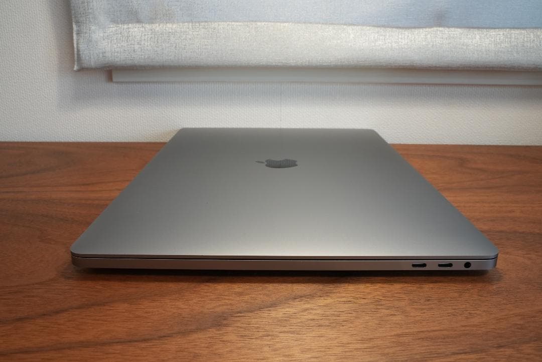 MacBook Pro 16インチ/2019/i7/32GB/1TB