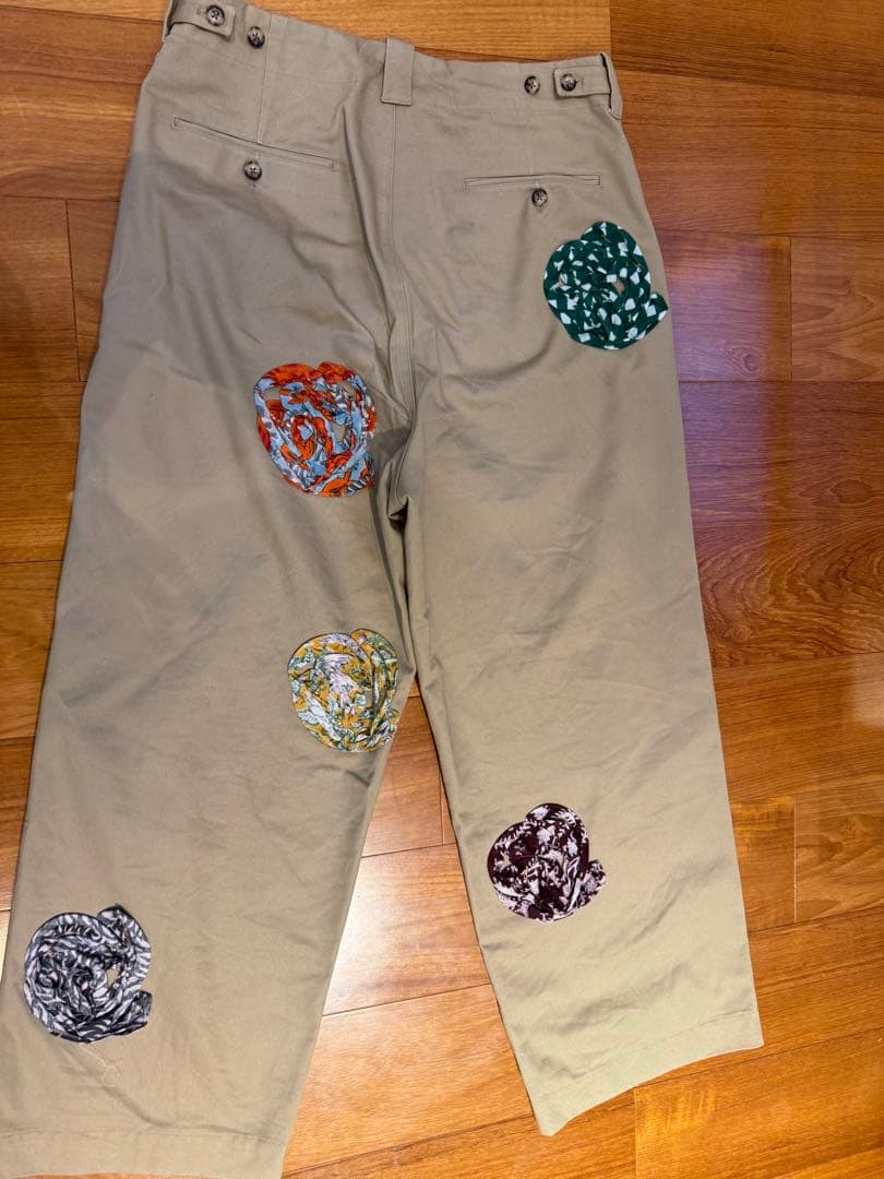 FAF 刺繍チノパンツ　サイズ2