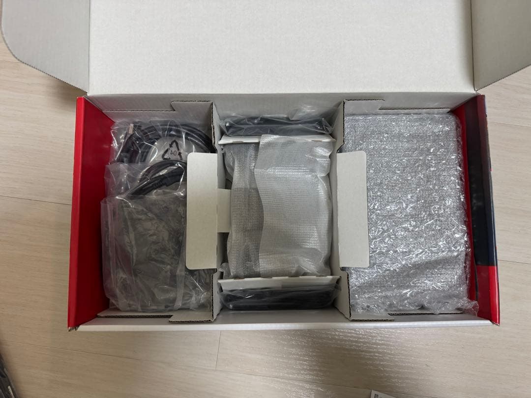 【即日発送可】nintendo switch 本体 32GBメモリー付き