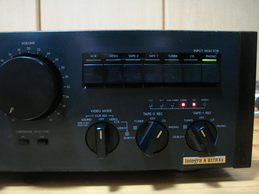 整備済 ONKYOオンキョー Integra A-817RXⅡ 木目パネル