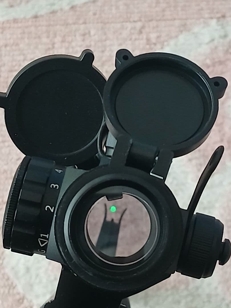 にがー様マルイ製電動ガンXM177E2（クリスマス値引き）バッテリー&充電器込み