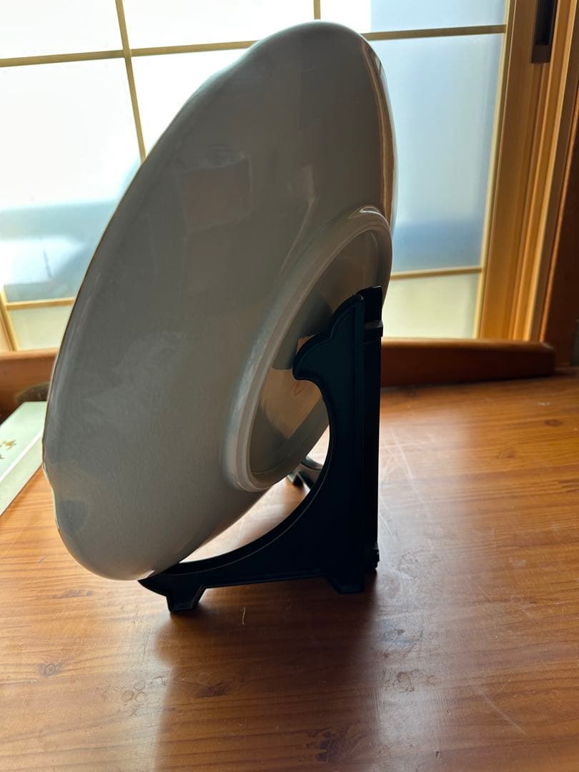 九谷焼　花柄の陶芸皿（スタンド付き）