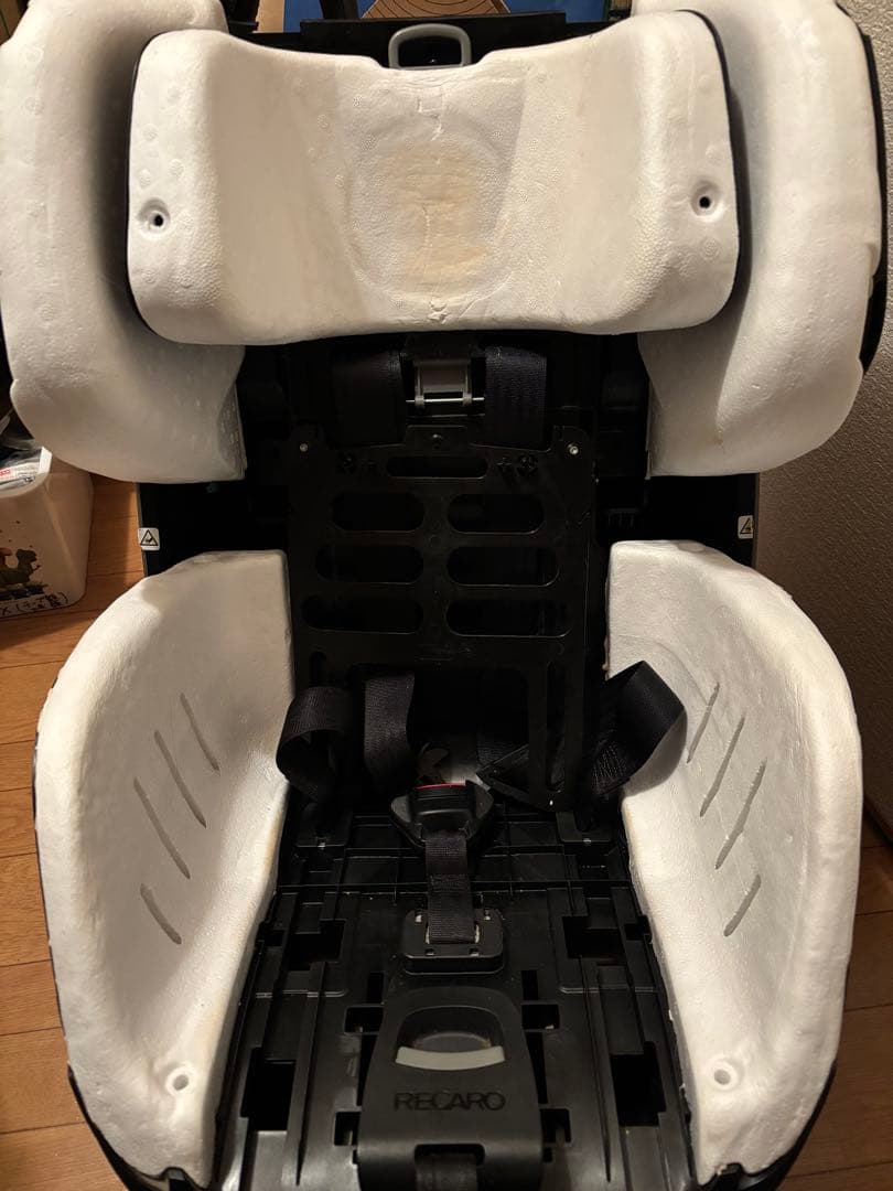 RECARO ZERO.1 チャイルドシート ISOFIX対応　クリーニング済