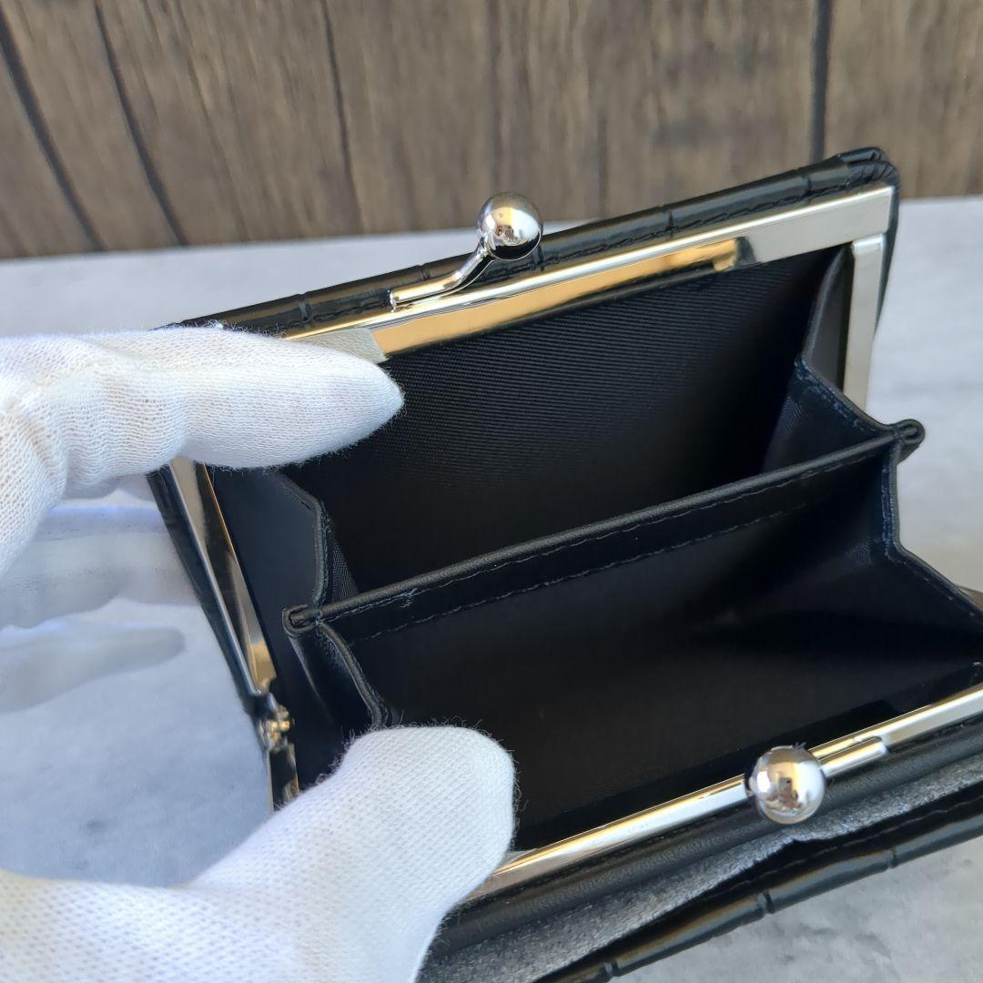 【新品】ヴィヴィアンウエストウッド　二つ折り財布　がま口