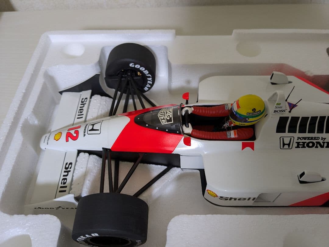 F1 MINICHAMPS 1/12 マクラーレンMP4/4 アイルトン・セナ