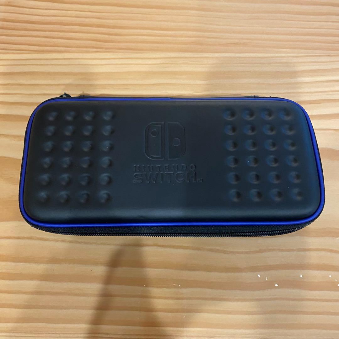 NintendoSwitch本体　収納ケース＋マリオカート8付