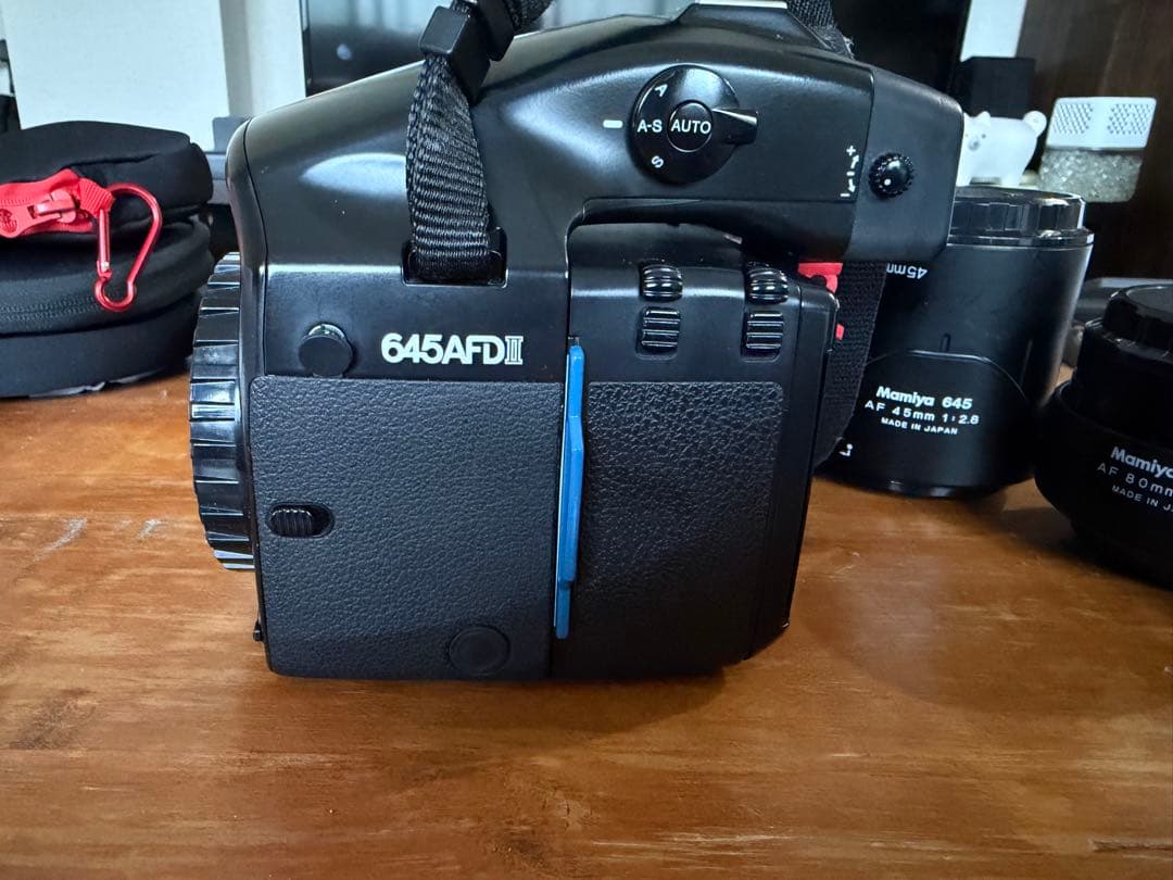 フィルムカメラ Mamiya 645 AFD ii, 80mm, 45mm, Magnifier