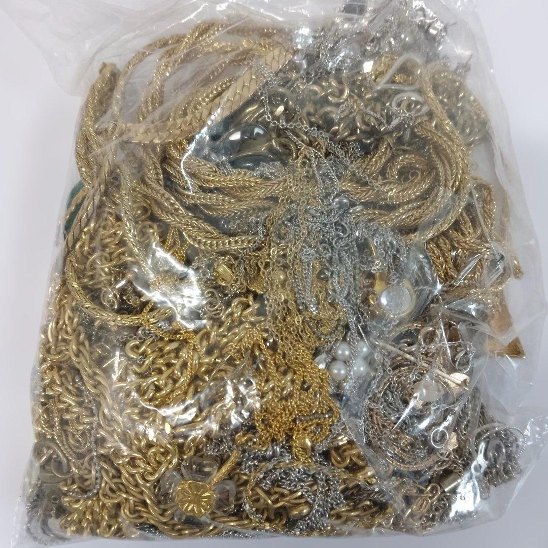 イミテーションアクセサリーまとめ売り