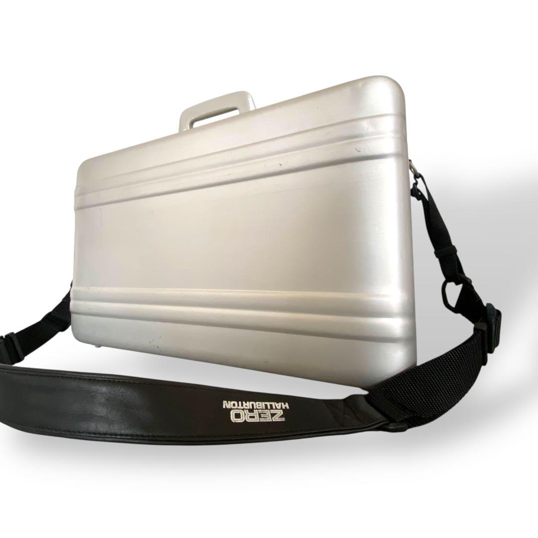 ゼロハリーバートン　アタッシュケース　カメラケース　エリート　シルバー　アルミ