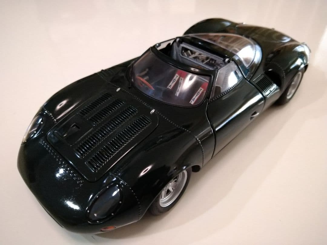 車　ＡＵＴＯ・ＡＲＴ　1/18　ＪＡＧＡＵＡＲ　ＸＪ１３　ダイキャストミニカー