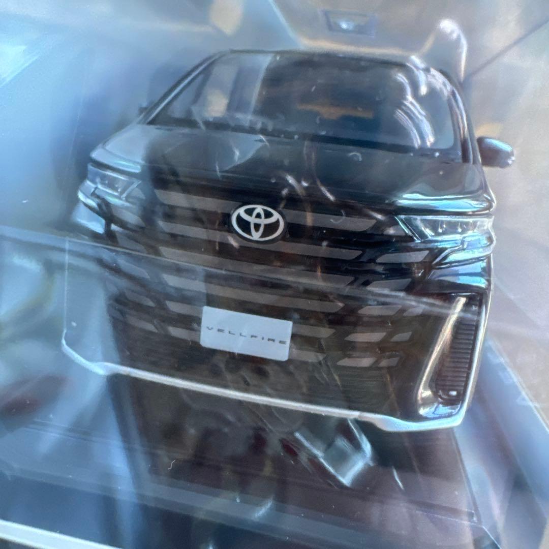 TOYOTA VELLFIRE 40系新型ヴェルファイア　ダイキャスト　1/30