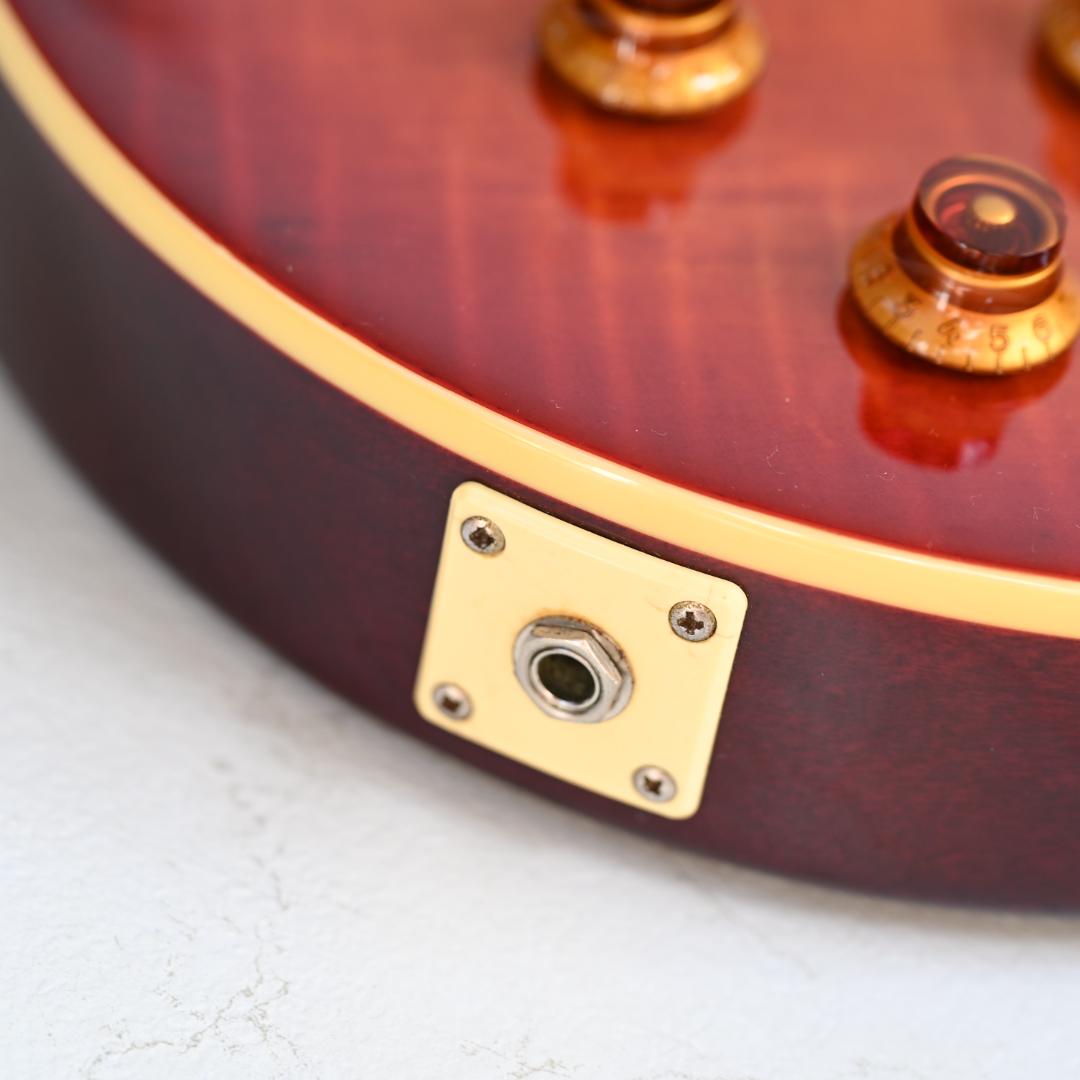 ギター Epiphone Les Paul Standard Plus Top G014