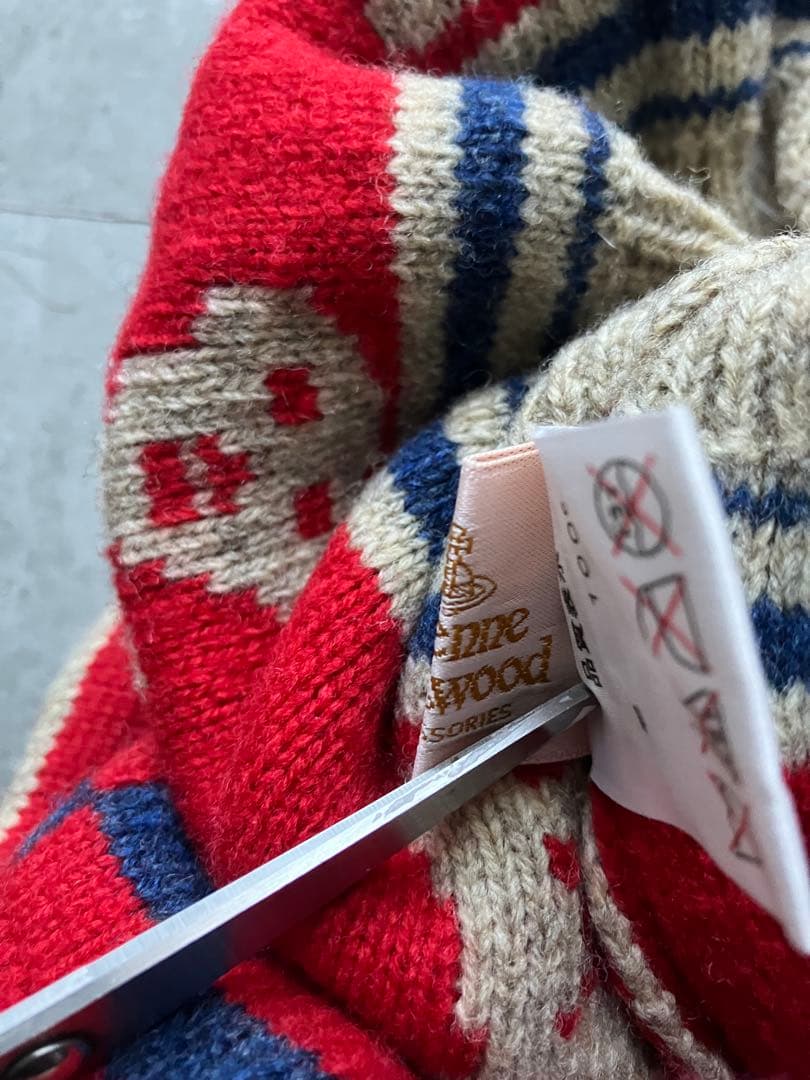 ヴィヴィアンウエストウッド　耳当て付き　ニットキャップ スカル　可愛い