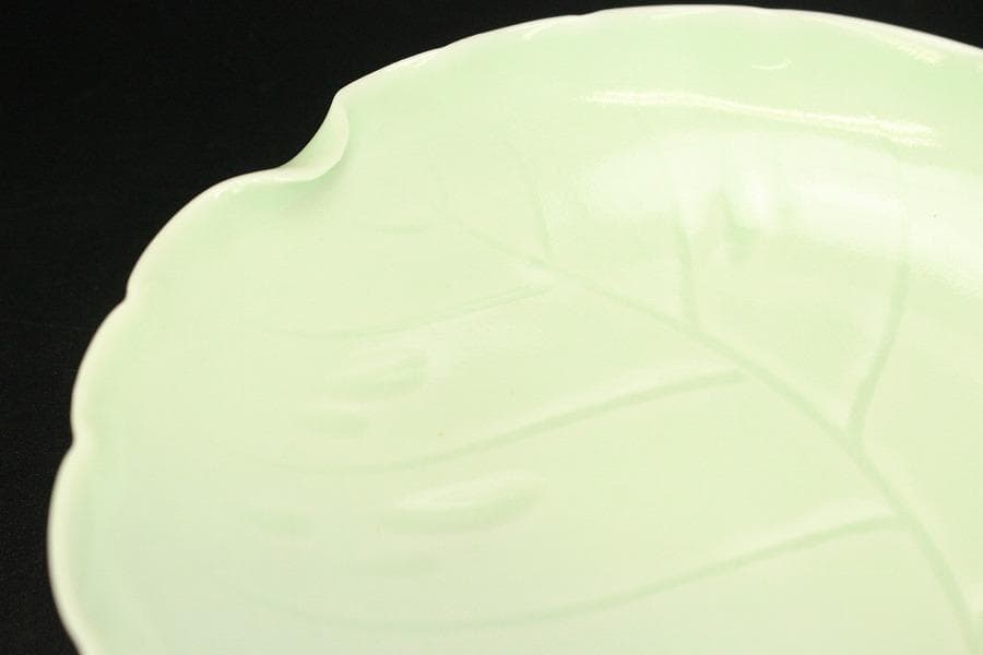 宮内省御用達 平戸 三川内焼 陽山末太朗作 青磁木の葉皿 十客共箱(ZE564)