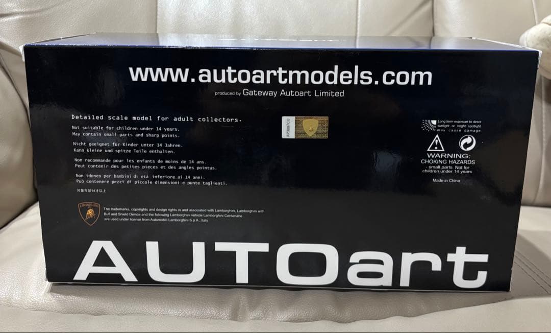 AUTOart ランボルギーニ チェンテナリオ　メタリックレッド　1/18