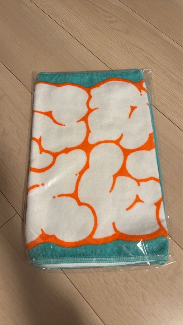 値下げ可能　マカロニえんぴつ　タオル　パーカー　ラババン