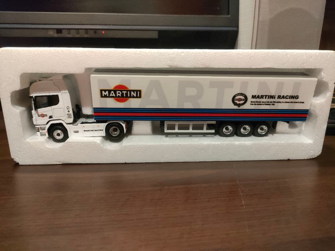 MODERNART MARTINI スカニア トレーラー 1/64