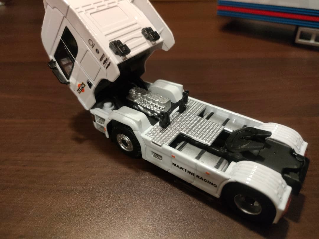 MODERNART MARTINI スカニア トレーラー 1/64