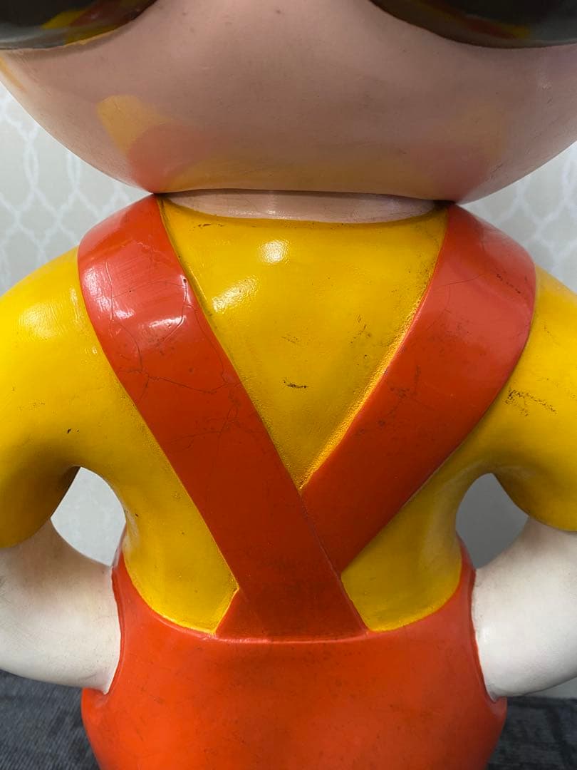 値下げ　キャラクター オーバーオール　約80cm台座付き