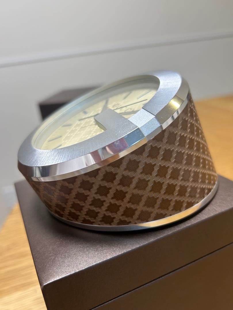 GUCCI 置き時計　正規品　7/31まで出品