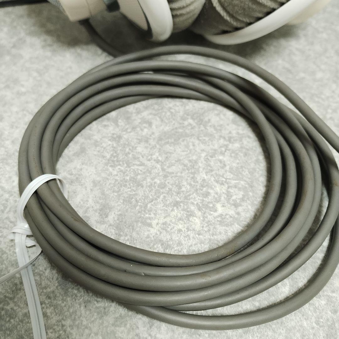 AKG K701 オーストリア製です。