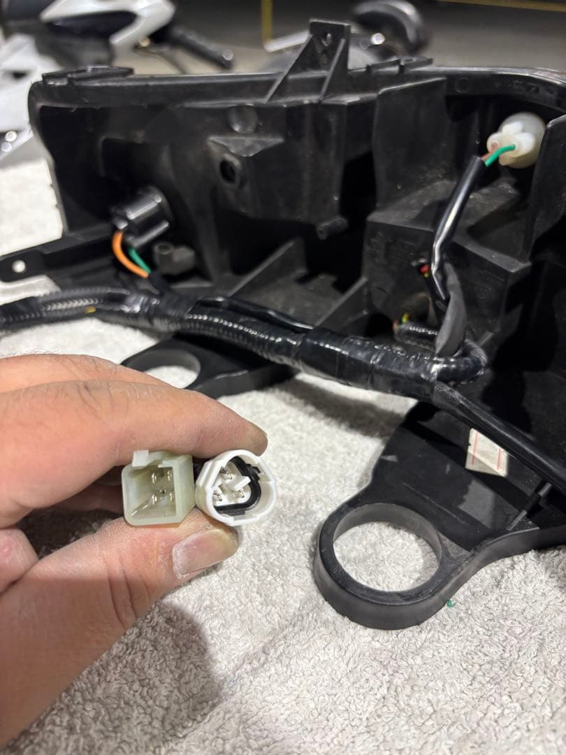 シグナスx 4型 テールランプ